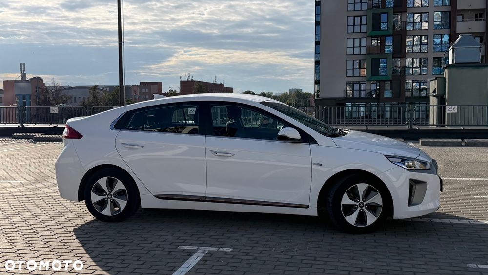 Hyundai IONIQ Electric Premium - 7