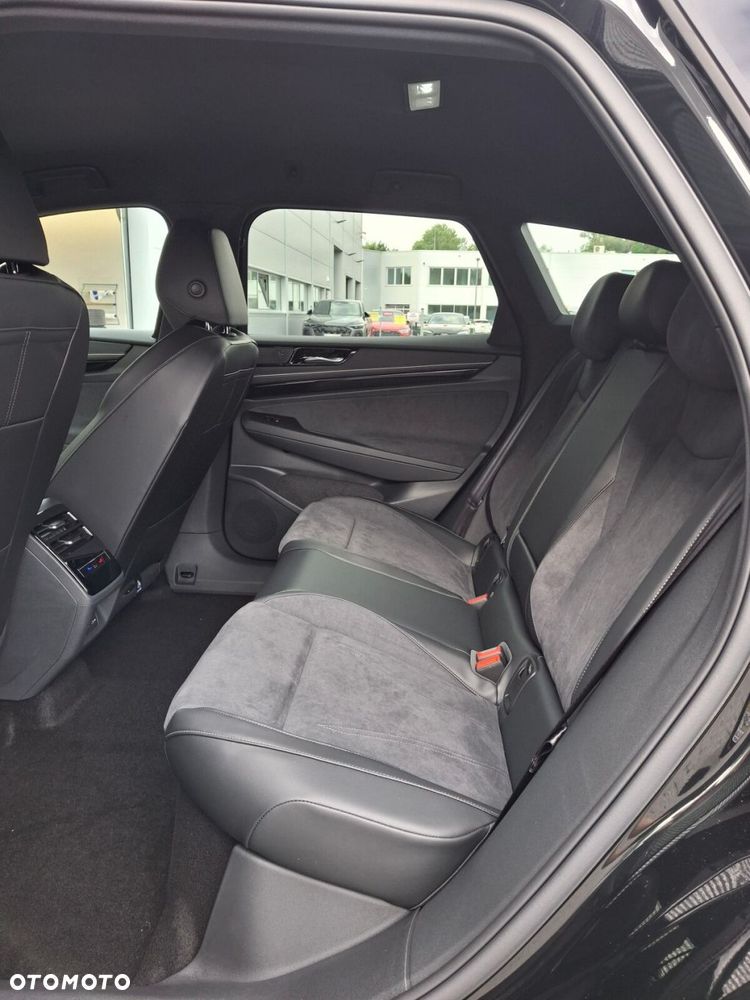 Volkswagen ID.7 77kWh Pro Plus - 17