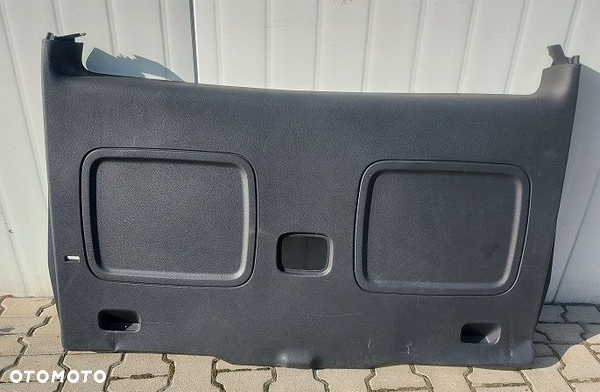 MERCEDES VIANO W639 FL TAPICERKA OSŁONA KLAPY TYŁ