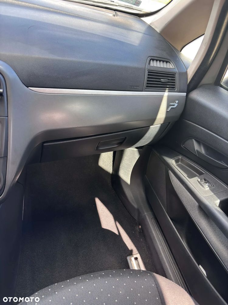 Fiat Grande Punto 1.4 8V Active - 21