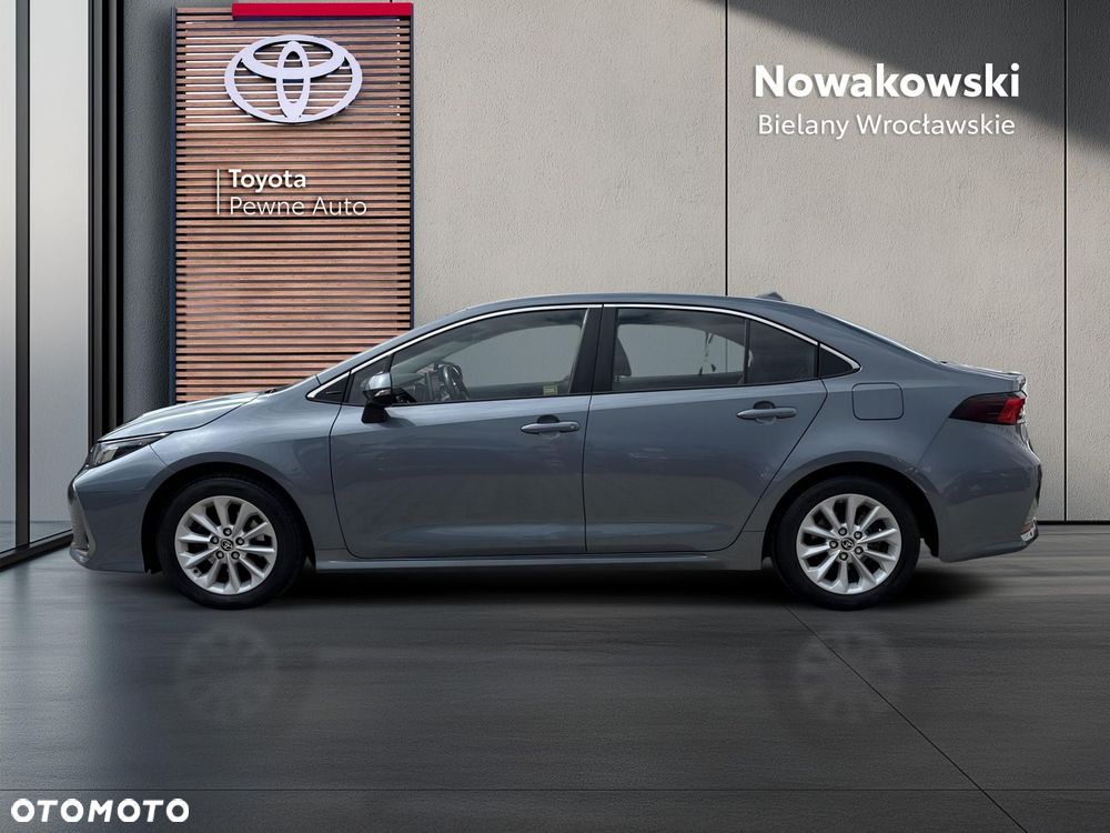 Toyota Corolla - 4