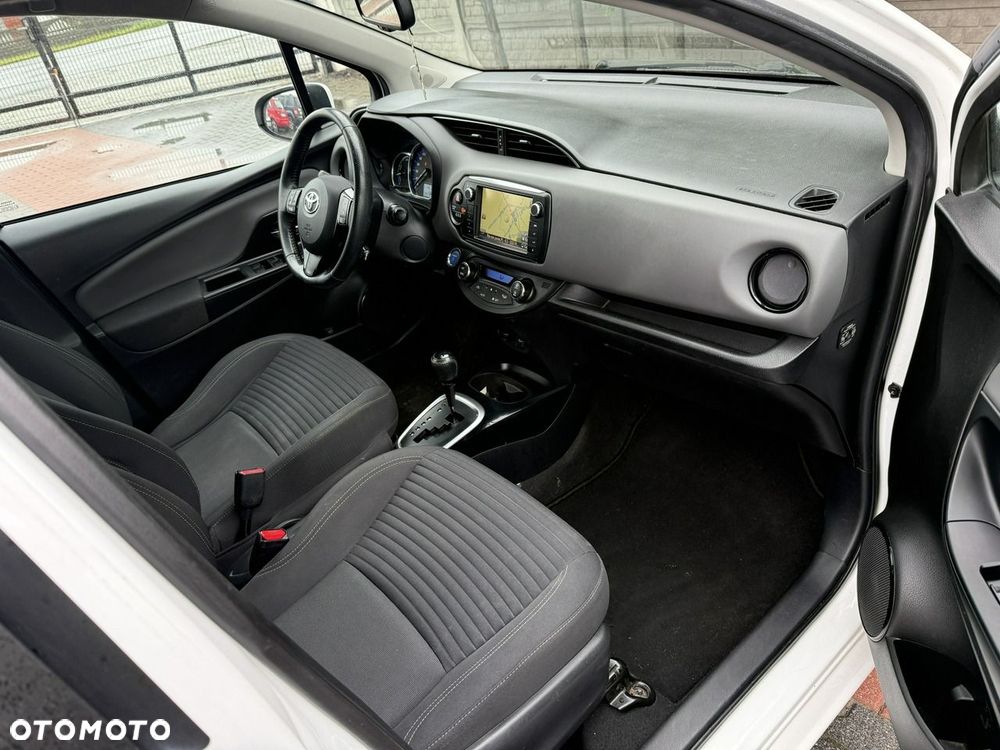 Toyota Yaris - 6