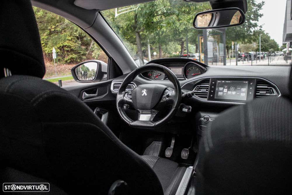 Peugeot 308 SW 1.6 BlueHDi Allure - 31