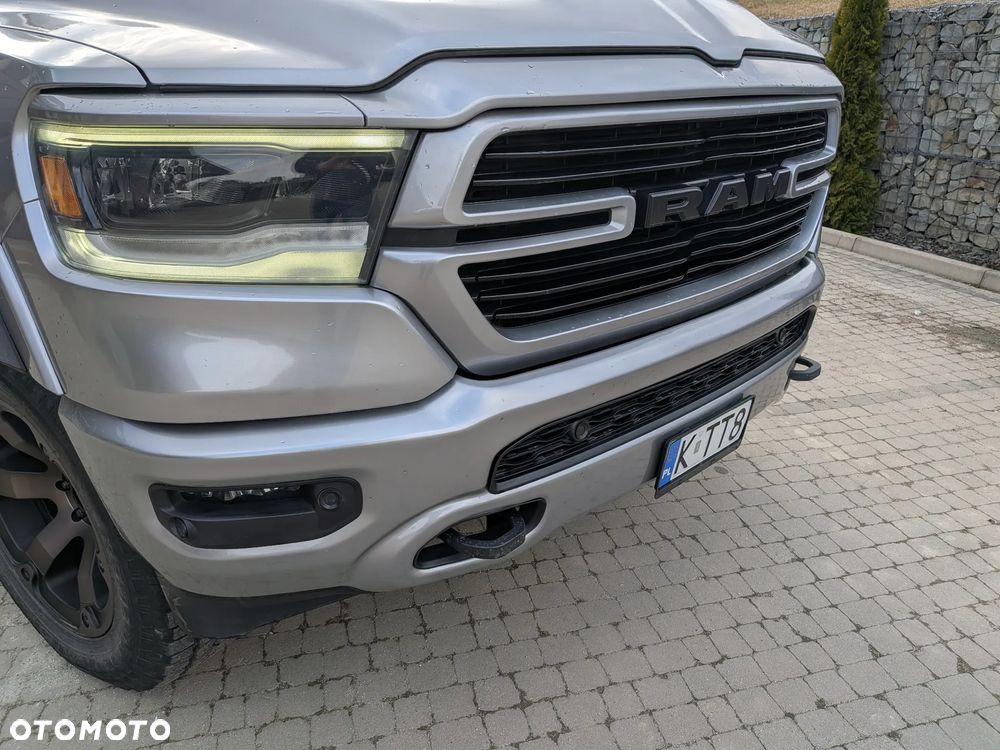 RAM 1500 5.7 Crew Cab Laramie - 17
