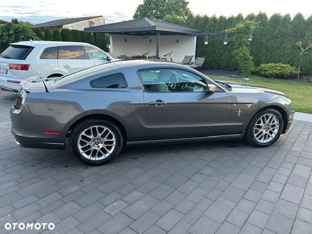 Ford Mustang 3.7 V6 Premium - 6