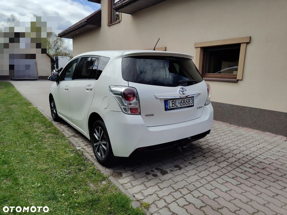 Toyota Verso 1.6 D-4D Active 7os - 4