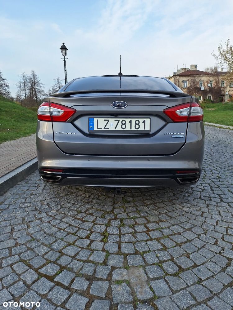 Ford Fusion 2.0 EcoBoost Titanium - 5