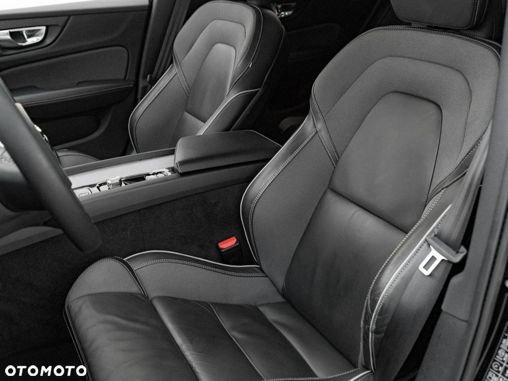 Volvo V60 B4 D Geartronic RDesign - 14