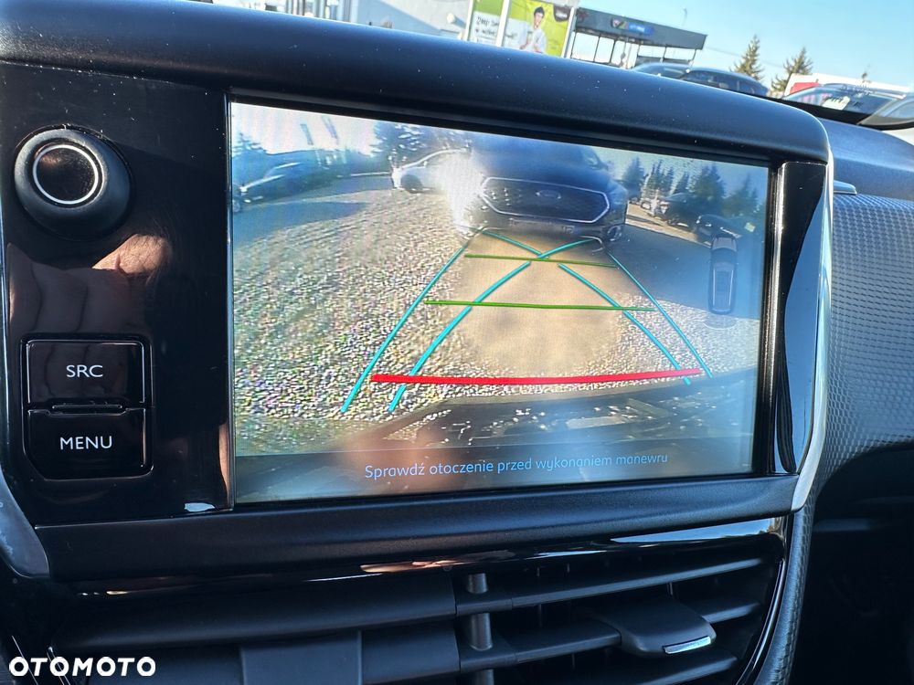 Peugeot 2008 PureTech 82 Allure - 8