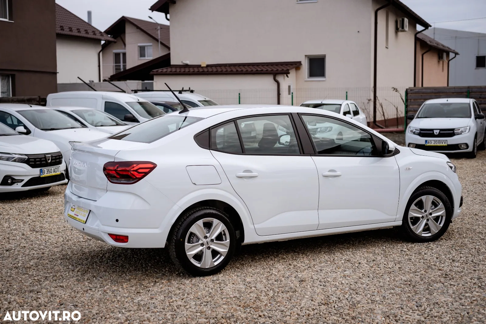 Dacia Logan ECO-G 100 MT6 Expression - 10