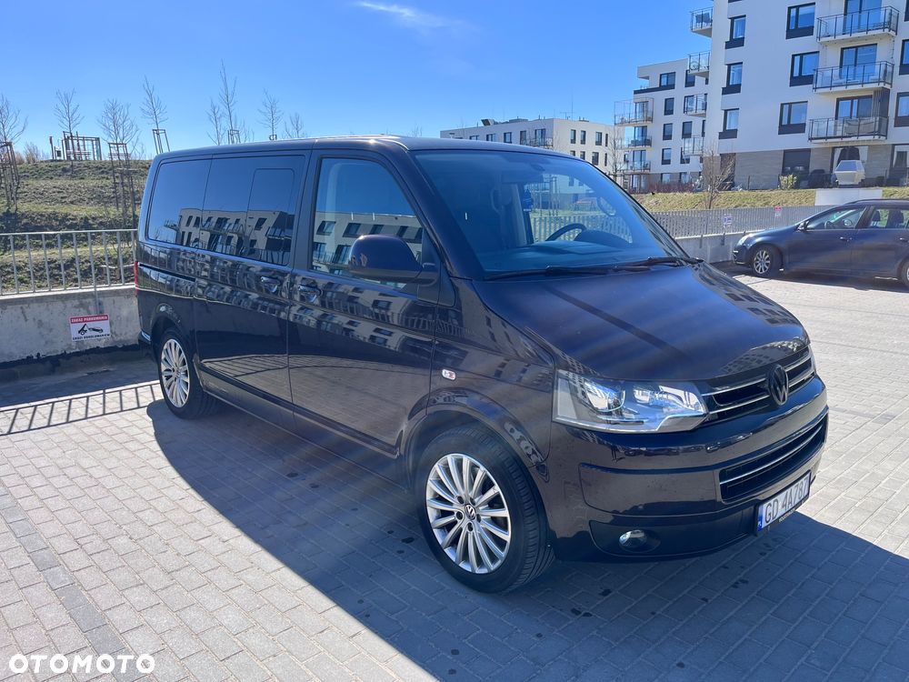 Volkswagen Multivan - 1