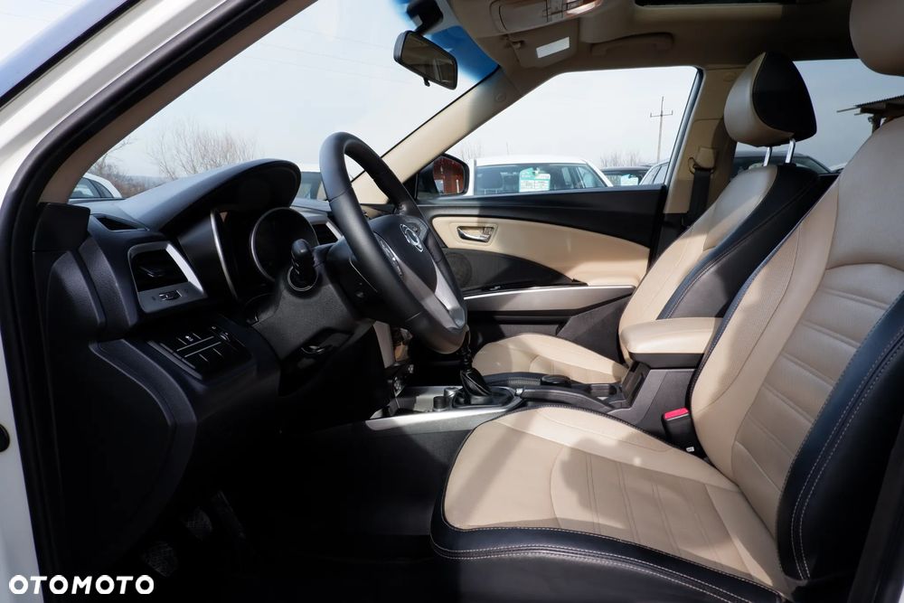 SsangYong/KGM Tivoli e-XDi 160 2WD Sapphire - 25