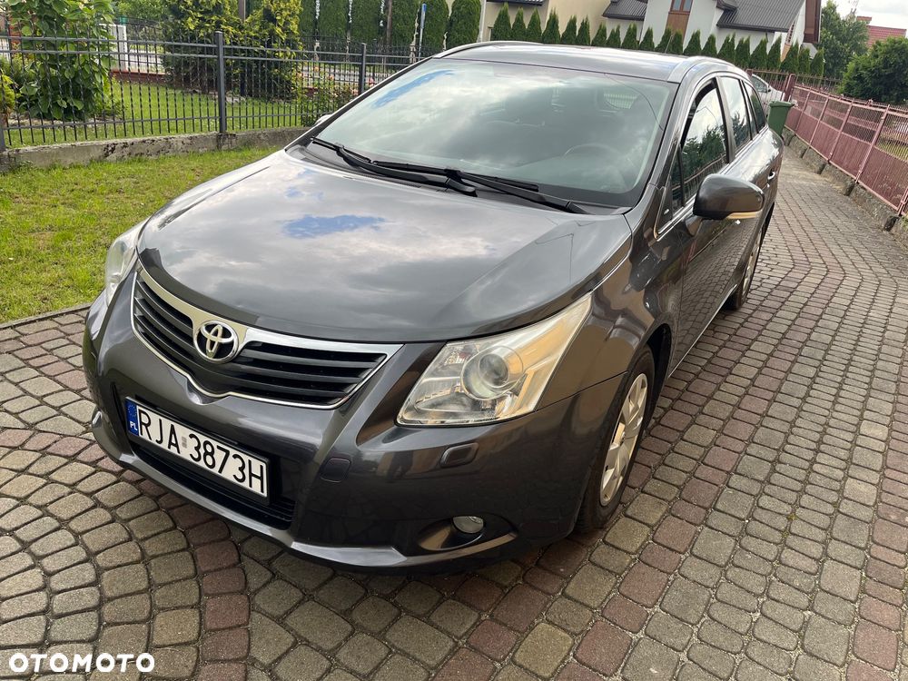 Toyota Avensis 2.0 D-4D Executive - 10
