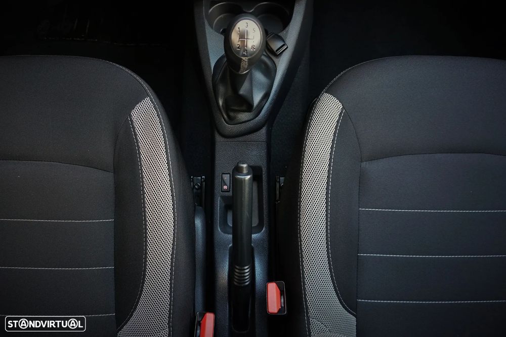 Dacia Logan MCV TCe 90 S&S Prestige - 36