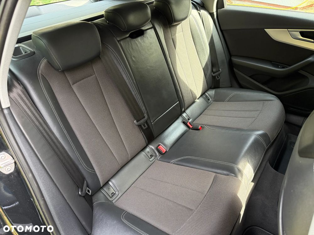Audi A4 Avant 40 TDI S tronic - 16