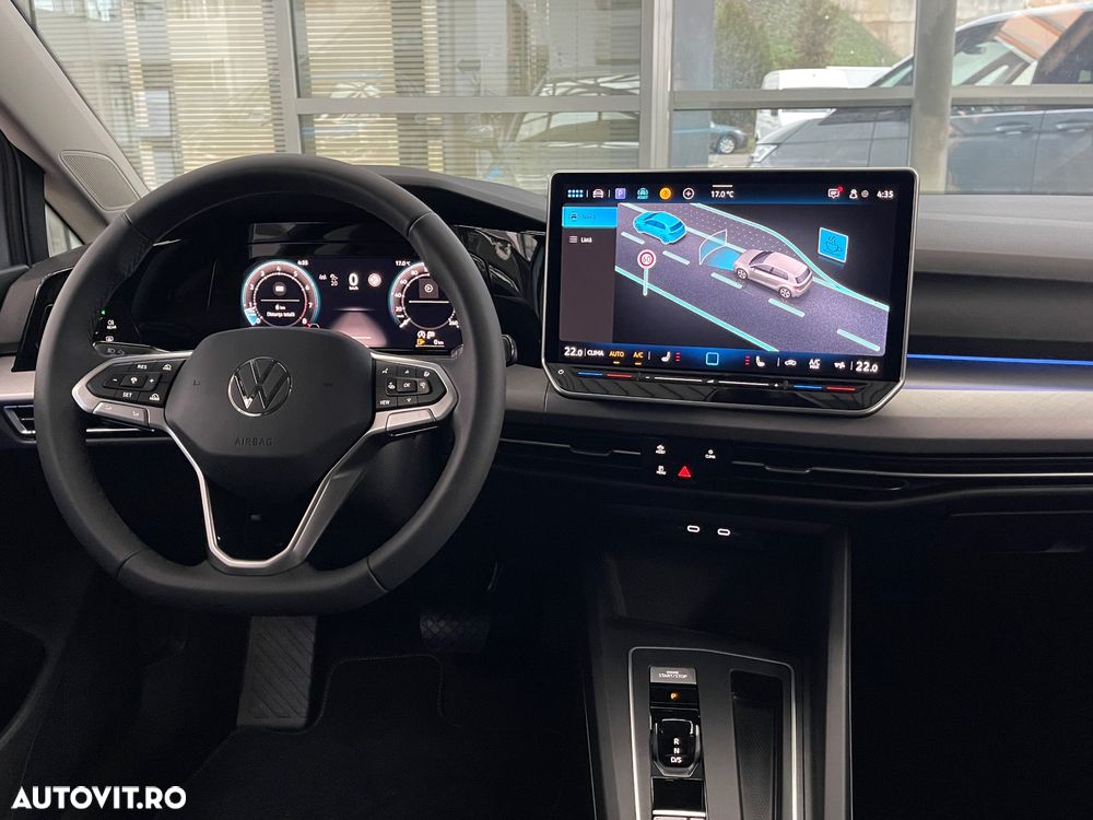 Volkswagen Golf 1.5 eTSI DSG MHEV Life - 35