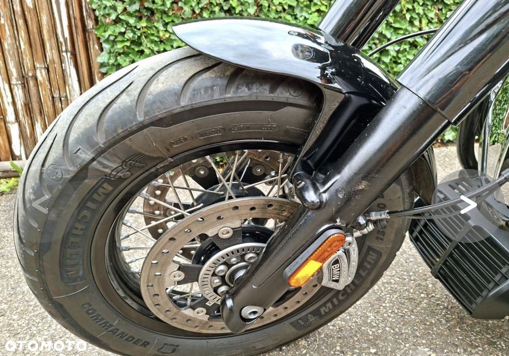 BMW R - 19