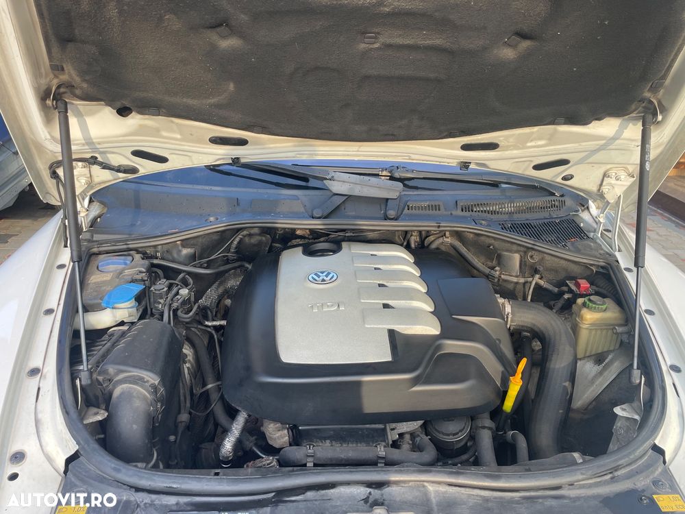 Volkswagen Touareg 2.5 TDI R5 DPF Tipt. - 15