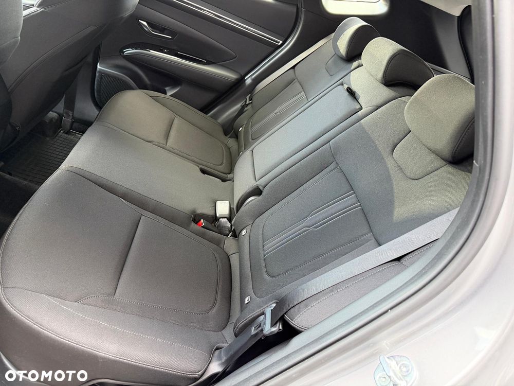Hyundai Tucson 1.6 T-GDi HEV Smart 2WD - 13