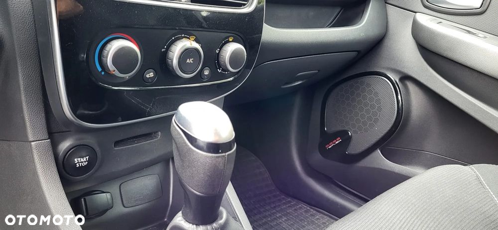 Renault Clio 0.9 Energy TCe Life - 17