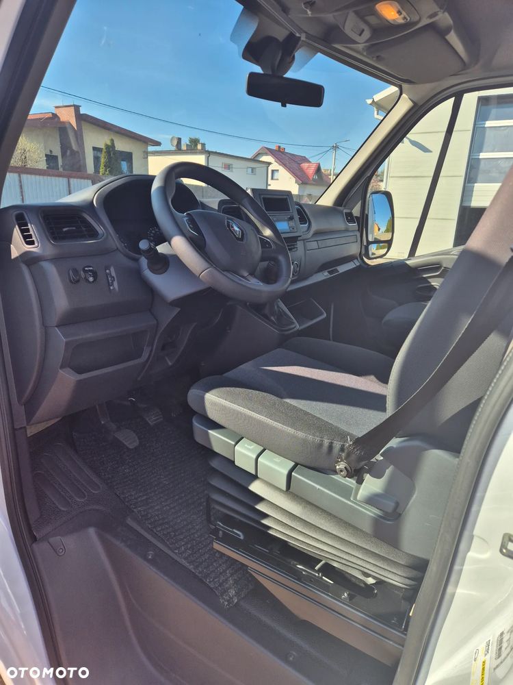 Renault MASTER FIRANA 8EP PLANDEKA SPOJTRAK TWINCAB 2.3 165KM SERWIS ASO BEZWYPADKOWY ZADBANY 2023 PODUSZKI FV23% WEBASTO BEZ WKŁADU FINANSOWEGO - 11