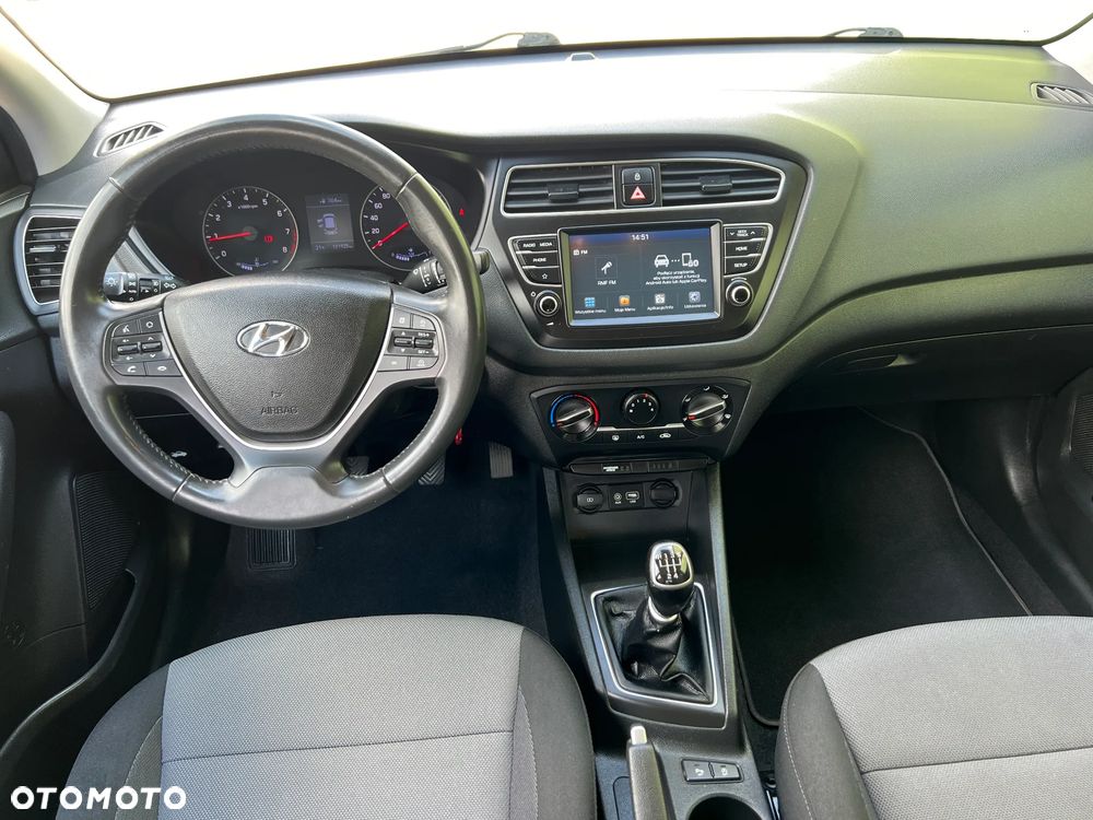 Hyundai i20 - 10