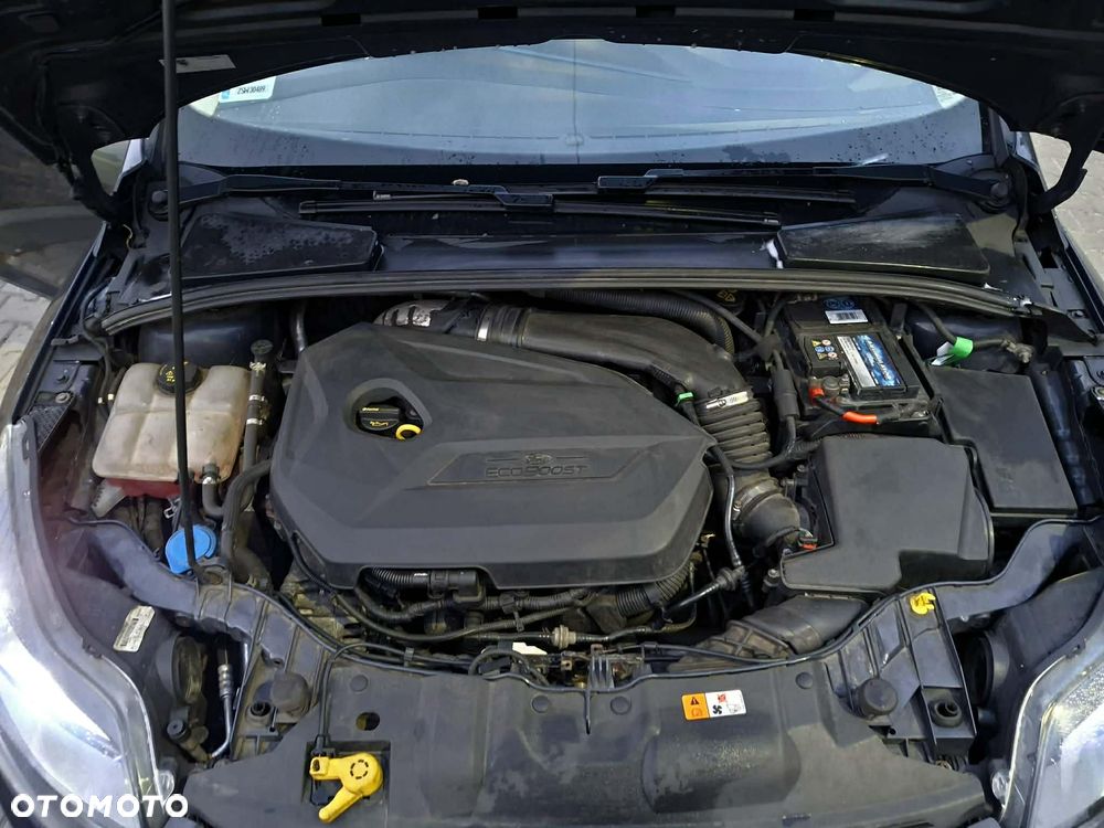 Ford Focus 1.6 EcoBoost Trend - 21