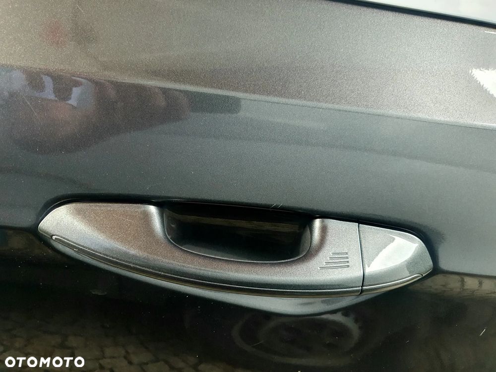 Ford S-Max 2.0 EcoBlue Titanium - 22