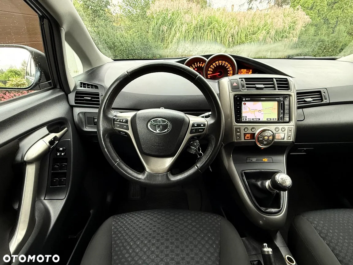 Toyota Verso 1.8 Edition - 21