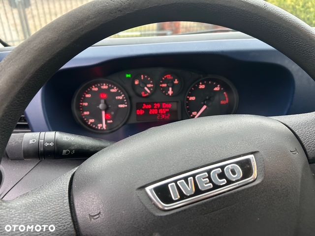 Iveco Daily 35C14  skrzynia ładunkowa - 6