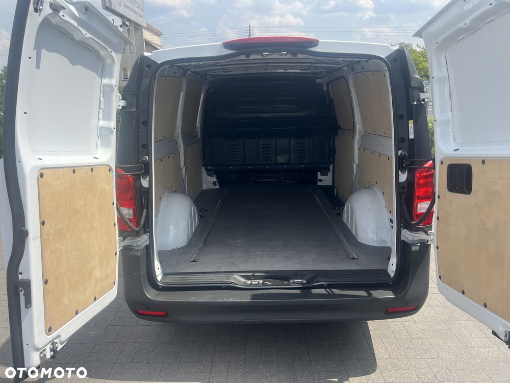 Mercedes-Benz Vito - 9