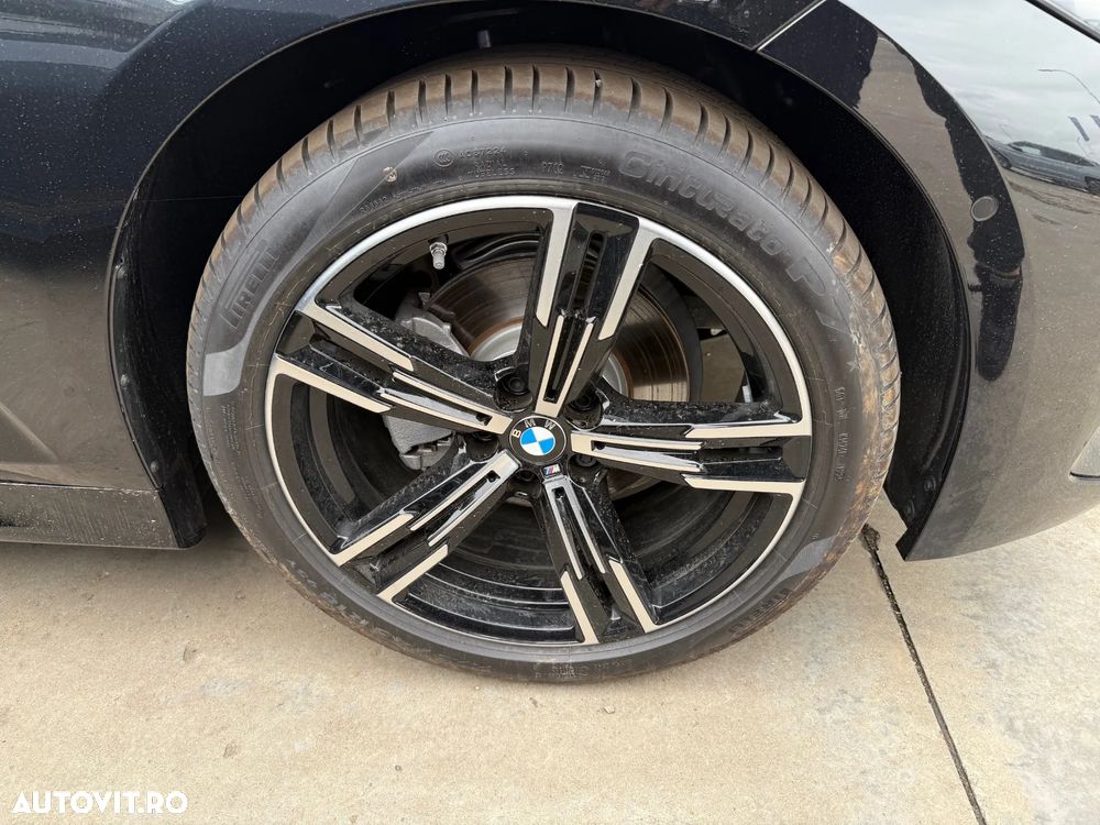 BMW Seria 3 320i AT - 12