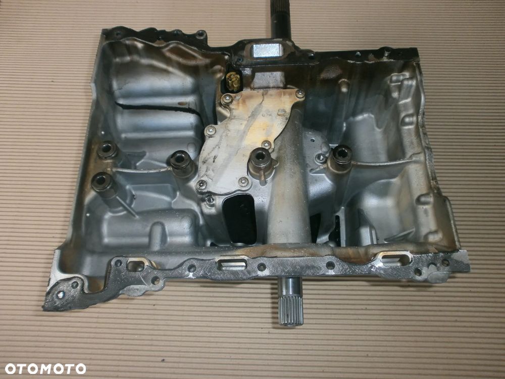 MISKA OLEJOWA 654.920 4X4 A6540100204 MERCEDES 2.0CDI - 2