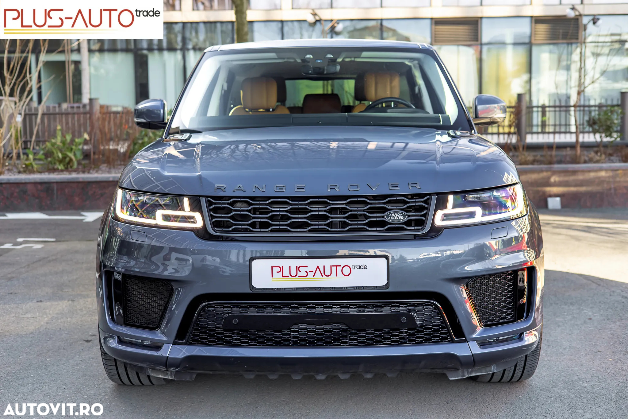 Land Rover Range Rover Sport 3.0 L HSE Dynamic - 2