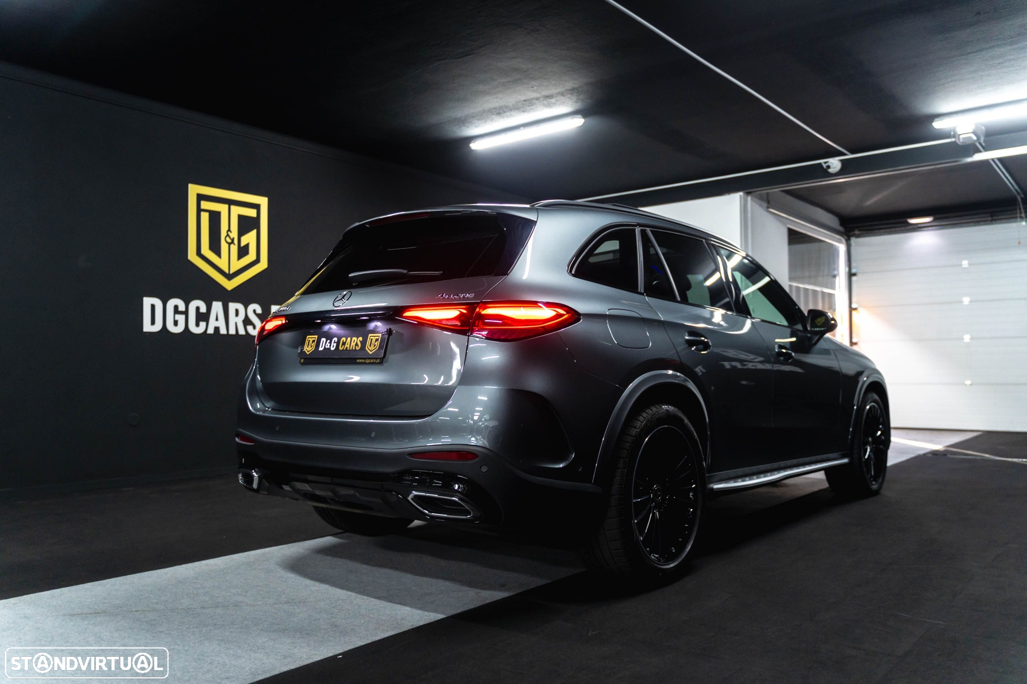 Mercedes-Benz GLC 300 d 4Matic 9G-TRONIC AMG Line Advanced - 23