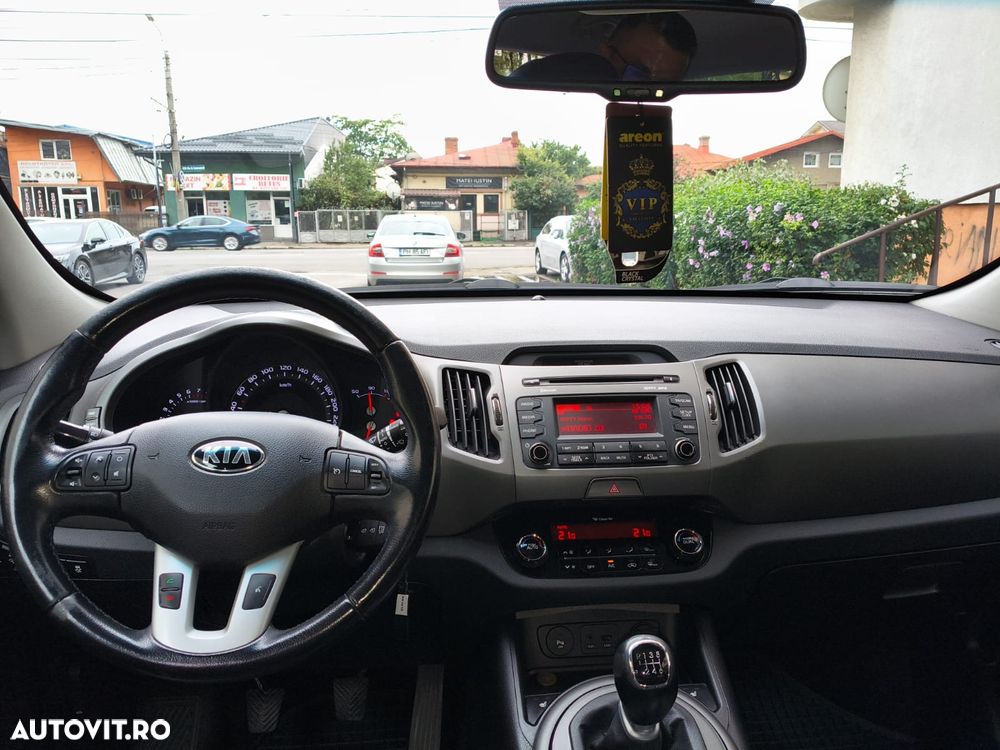 Kia Sportage 1.6 GSL MT 4x2 CLASSIC - 4