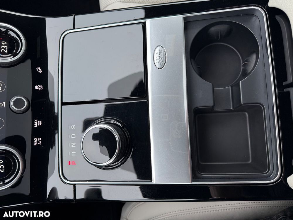 Land Rover Range Rover Velar 2.0 R-Dynamic SE - 30