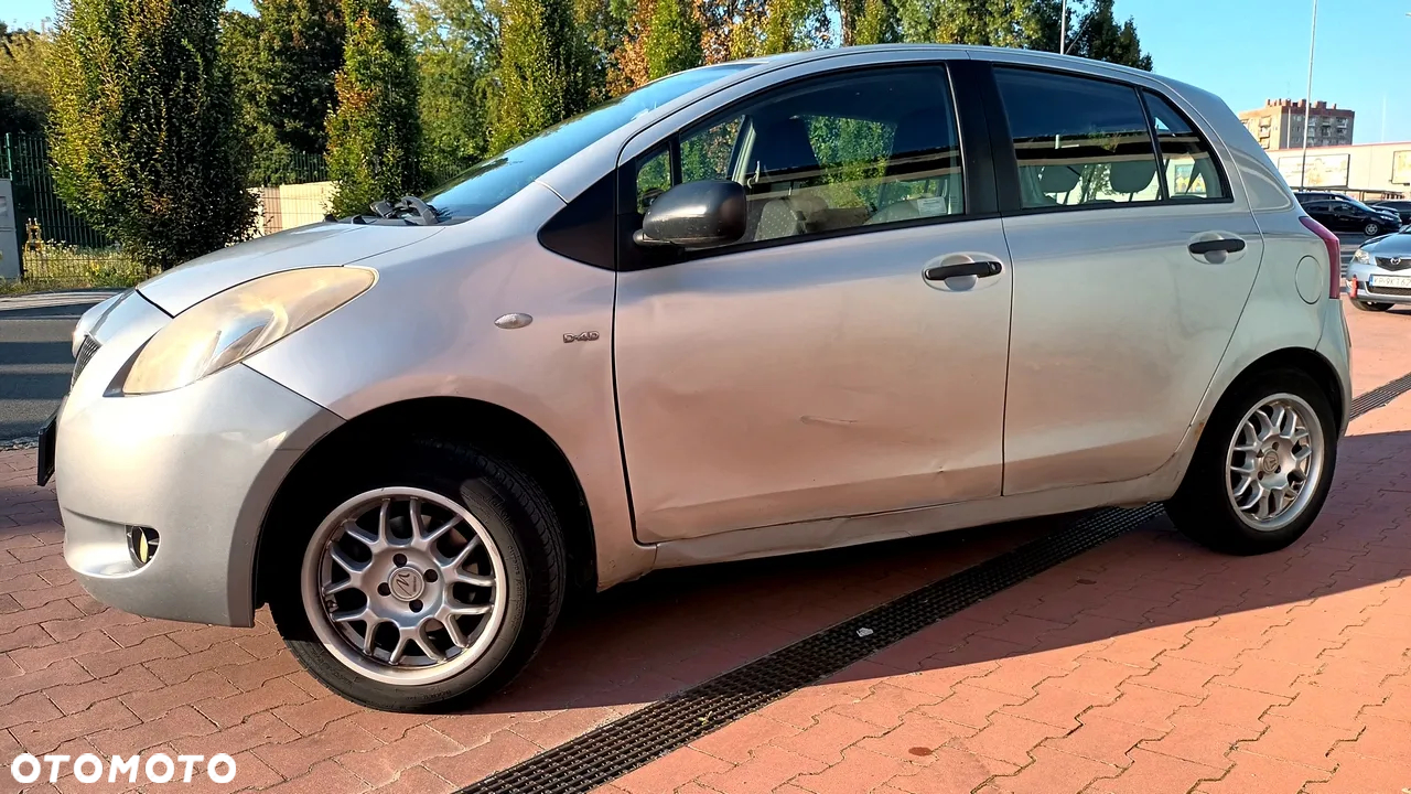 Toyota Yaris 1.4 D-4D Luna A/C - 6