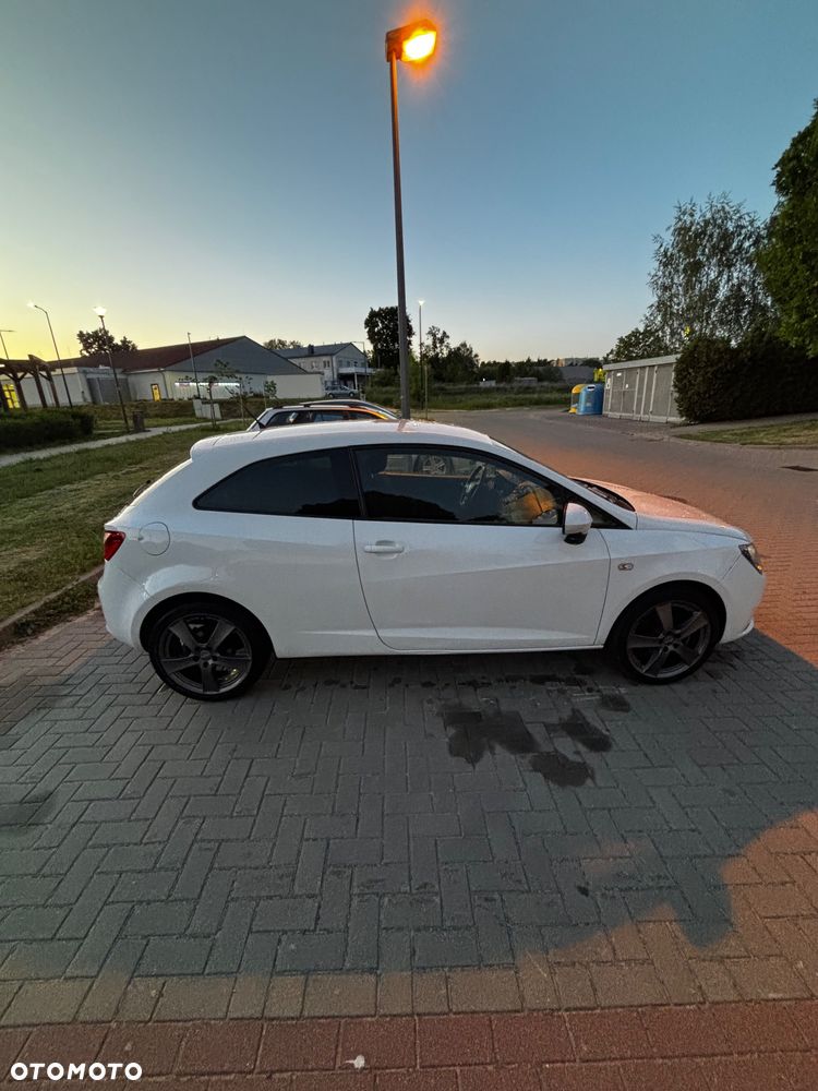 Seat Ibiza SC 1.6 TDI FR - 17