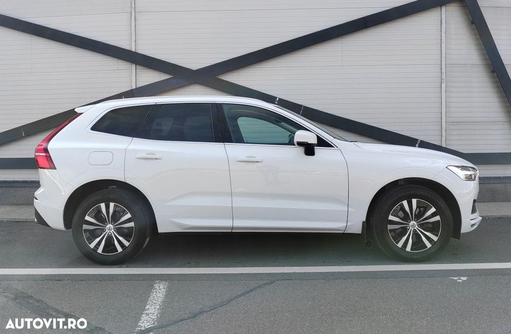 Volvo XC 60 B5 B AWD Geartronic Momentum Pro - 3