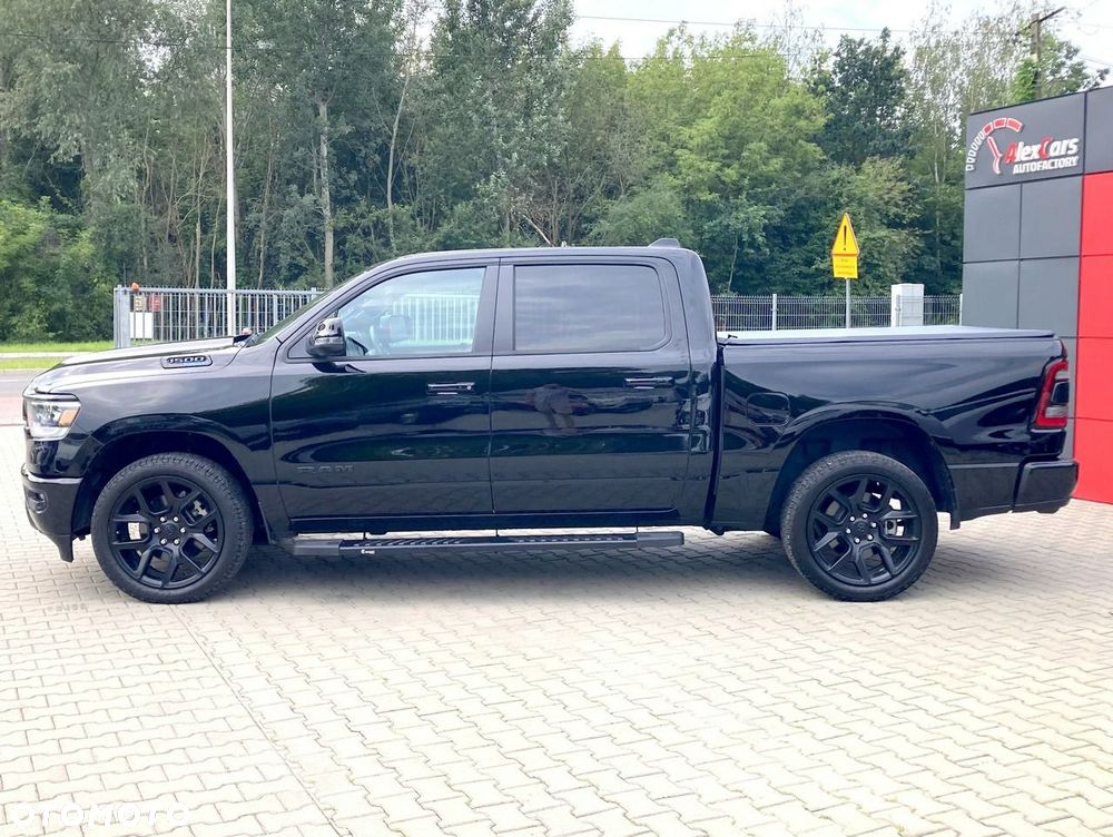RAM 1500 Crew Cab Sport - 4