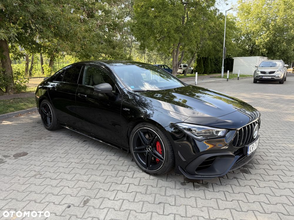 Mercedes-Benz CLA - 4