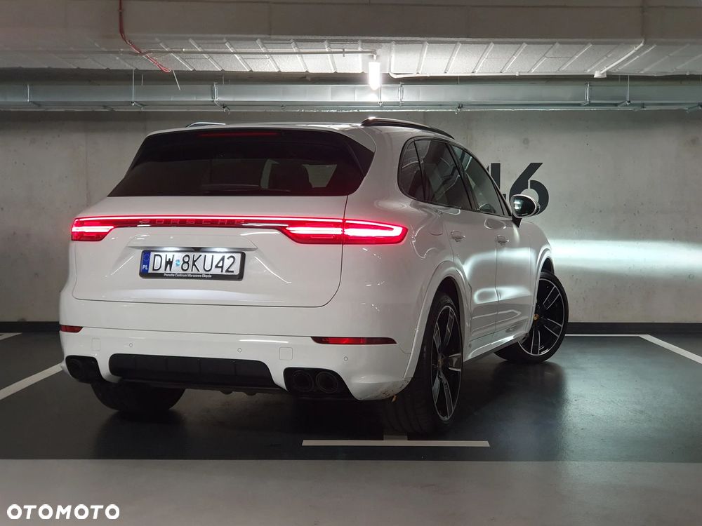 Porsche Cayenne Standard - 3