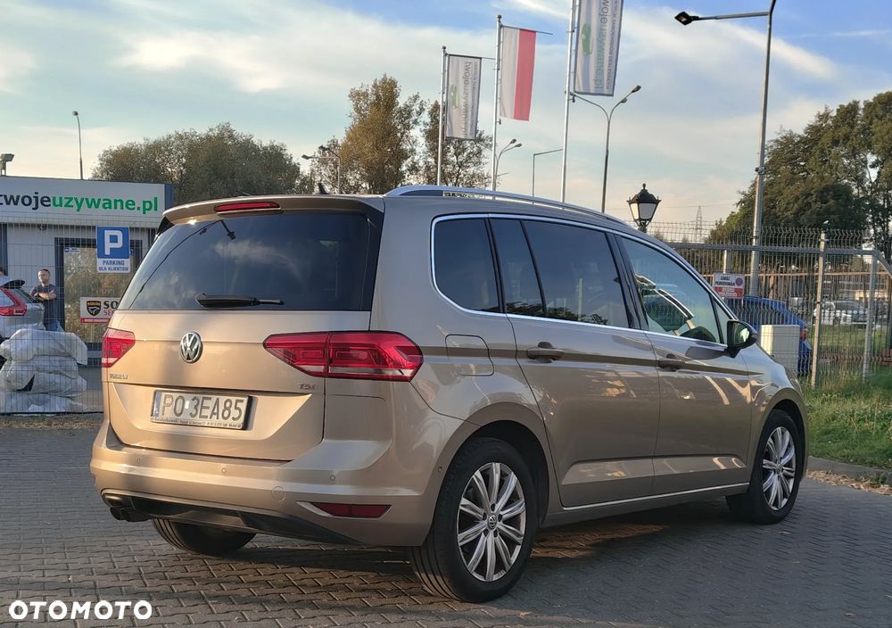 Volkswagen Touran 1.4 TSI BMT Highline DSG - 8