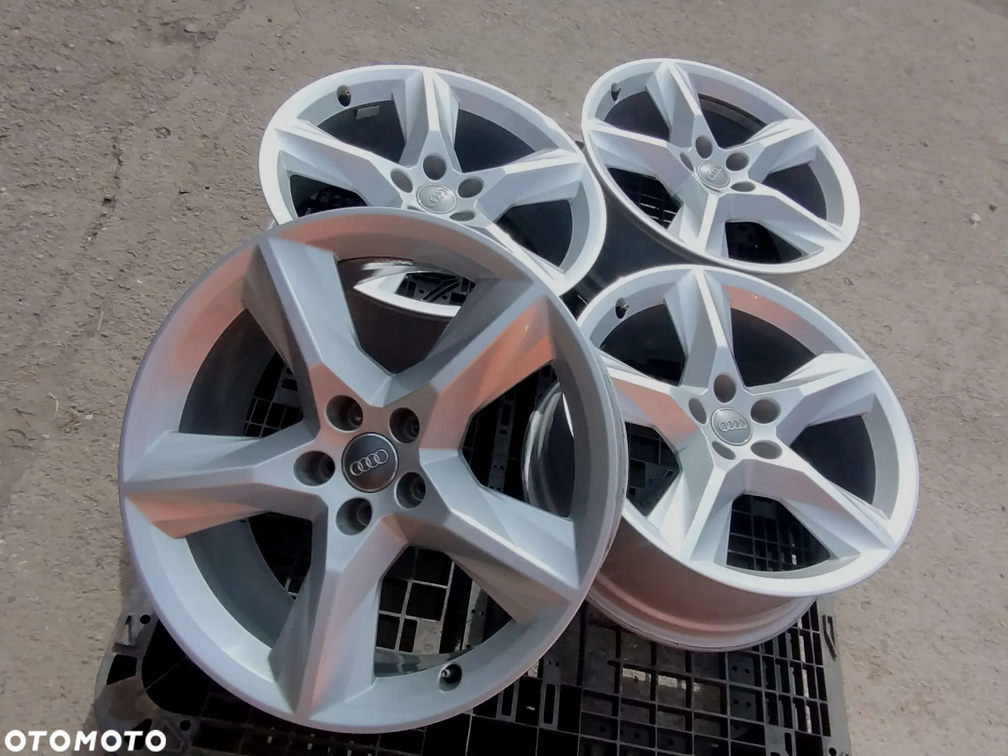 5x112 Felgi Aluminiowe Alufelgi 19 AUDI 4M0 A7 A5 A6 C6 C7 C8 A8 D2 D3 D4 D5 Q5 Q7 Q3 A4 B7 B8 B9 Legnica ALU-RAD SKODA VW SEAT - 12