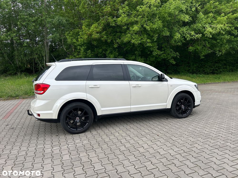 Fiat Freemont 2.0 Multijet 16V DPF Automatik Allrad Black Code - 22