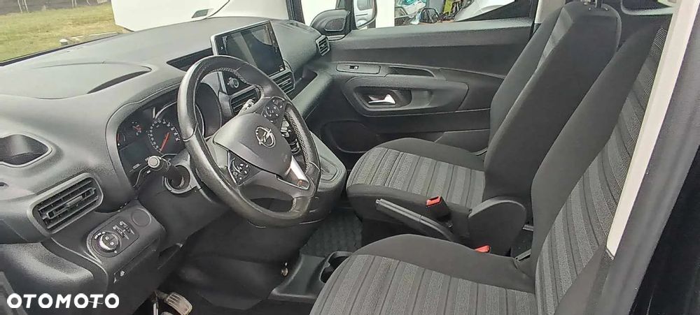 Opel Combo 1.2 Turbo Enjoy S&S - 13