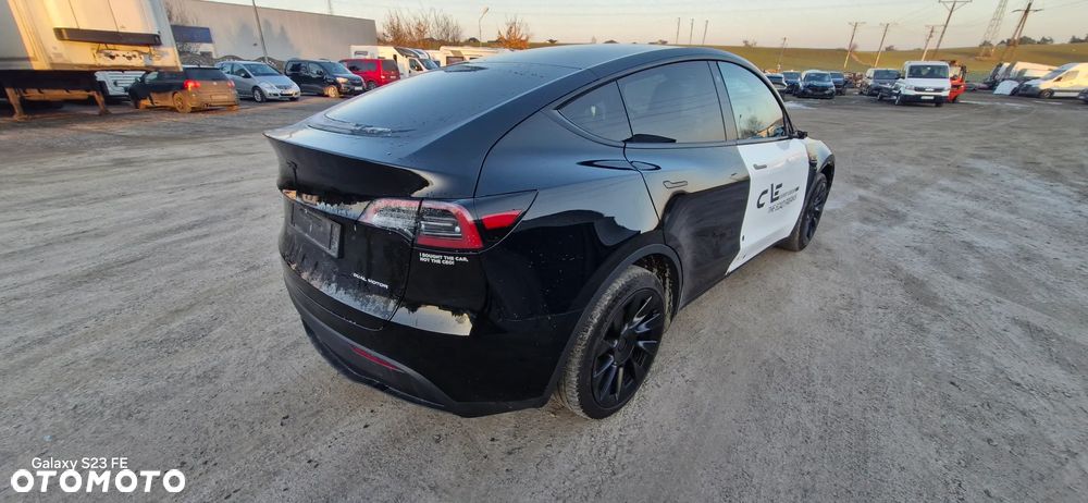 Tesla Model Y Long Range Dual Motor AWD - 5