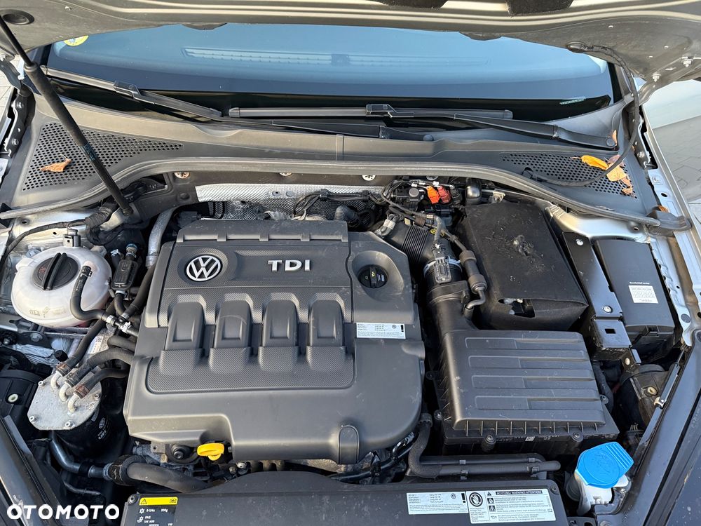 Volkswagen Golf Variant 1.6 TDI BlueMotion Technology Comfortline - 27