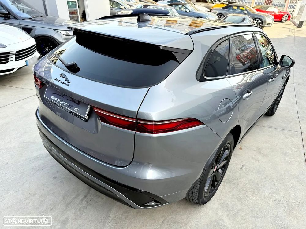 Jaguar F-Pace P250 AWD R-Dynamic S - 47